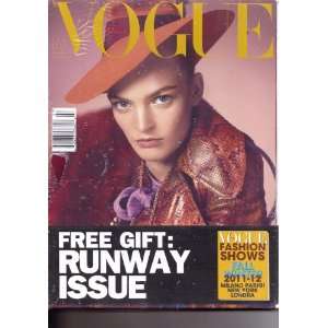  Vogue   Italia. July 2011. Editors of vogue. Books