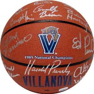  Villanova Wildcats 1985 Team Signed Autographed Basketball 
