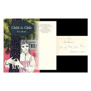  Child in Chile / Bea Howe Bea Howe Books