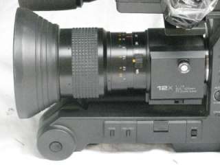 Panasonic Professional Video Camera Outfit WV D5000 (2540)  