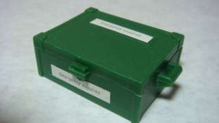 Playmobil 3402 series green color tool box  