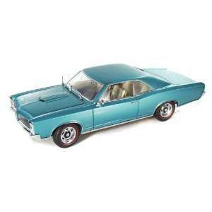  1966 Pontiac GTO 1/18 Reef Tourquoise Blue Toys & Games