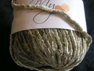 MUENCH TOUCH ME Chenille Yarn #3617 TAN  