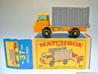 Matchbox RW 37C Cattle Truck chrome plated Plastic base m/b  