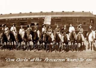 1911 PENDLETON OR ROUND UP COWGIRLS RODEO COWGIRL PHOTO  