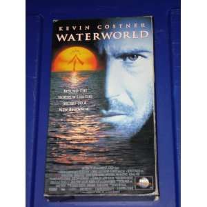  WATERWORLD   VHS 