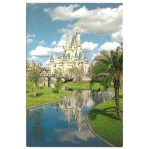 Walt Disney World Magic Kingdon Cinderella Castle 4x6 Postcard