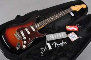 Fender® John Mayer Stratocaster®   Sunburst USA Strat  