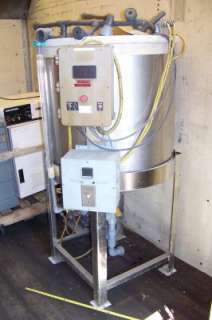 INDUSTRIAL MIXING VAT, FIBERGLASS VAT W STAINLESS STEEL  