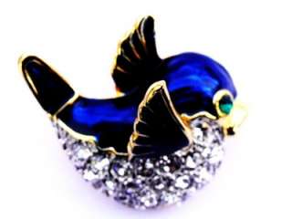   glittery. This would be a great piece for a bird or animal lover