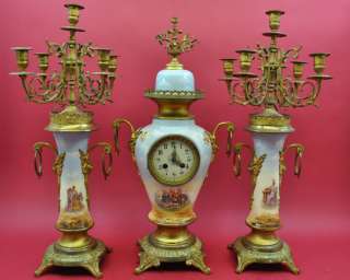 antque Mantel Clock   Vase   arround 1900