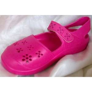  Girl Size 13 Pink Water Proof Sand Shoes Plastic Baby