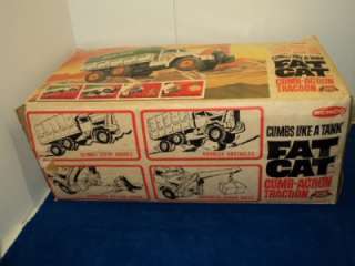 Vintage 1965 REMCO FAT CAT CLIMB ACTION TRACTION TRUCK w Box  