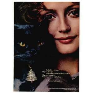   Black Cat Wearing Diamond Bell DeBeers Print Ad (7178)