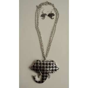  Houndstooth Elephant Necklace Set Arts, Crafts & Sewing