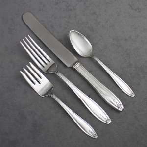   Wallace, Silverplate 4 PC Setting, Dinner Size, Blunt Stainless Blade