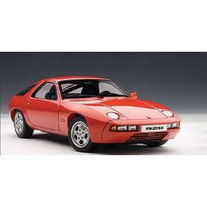  PORSCHE 928   GUARDS RED by AUTOart in 118 scale Toys 