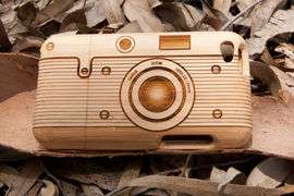   MADE FROM RAW WOOD] Bamboo Case for iPod Touch 4 (Camera) by SigniCASE