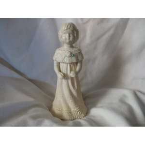  Avon Sentimental Doll Adorable Abigail Figurine Cologne Bottle 