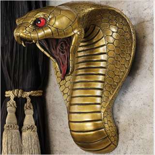 Design Toscano Egyptian Cobra Goddess Wall Sculpture CL5943 