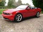 MAISTO 118 SCALE RED 2010 FORD MUSTANG GT CONVERTIBLE
