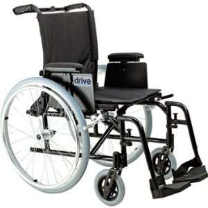 18 Cougar Ultra Lightweight Rehab Wheelchair with Detachable T Style 