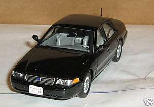 2000 Ford Crown Victoria, #MOC036, 1/43 scale, diecast, by IXO Models 