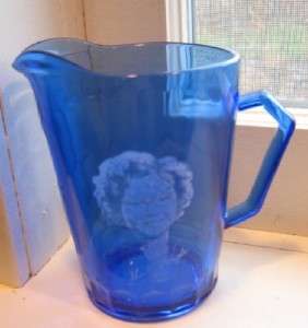   BLUE PITCHER WHITE TRANSFER OF SHIRLEY TEMPLE GREAT CONDITION  