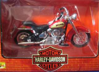 MAISTO HARLEY DAVIDSON MOTORCYCLES  HERITAGE SOFTAIL   