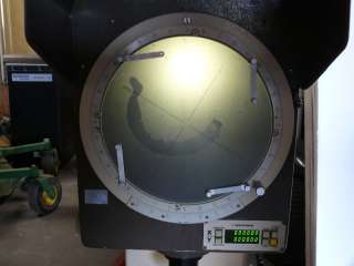 Mitutoyo Optical Comparator, Profile Projector PJ311  