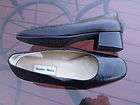 Baxter & Wells women LEATHER shoes heels size 7M , comfortable, black