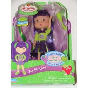   Shortcake Tea Blossom Grape Doll with Green Apple Clip Toys & Games