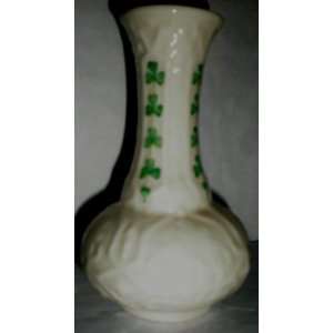  Belleek, Shamrock, Ireland, Small Vase 5.5 x 3.5 