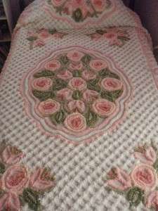 This auction is for a vintage cotton chenille bedspread that is 