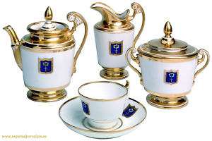 Lomonosov Russian Porcelain Cottage Service  