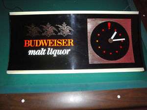 VINTAGE BUDWEISER MALT LIQUOR 1972 CLOCK  