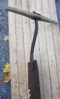 RARE ANTIQUE 72 ICE SAW 60 Blade Tool with WOODEN HANDLE  