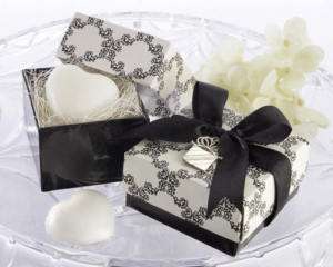 NEW 96 Scented Heart Soap Wedding Favors Damask Boxes  