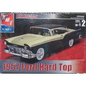  1957 Ford Hard Top by AMT Scale 125 Toys & Games