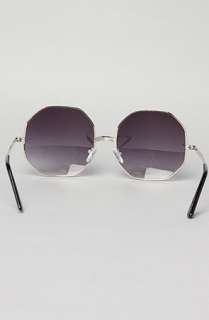 quay eyewear australia the mary kate sunglasses in silver this product 