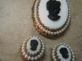   WEST GERMANY Clip On Earrings & Pendant CAMEO SET BLACK & WHITE  