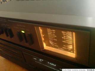   Vintage 80s AKAI AM U01 Stereo Amplifier