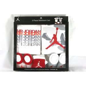   Cap Gift Set; 0 6 Months; White with Jumpman and Air Jordan Logo; New