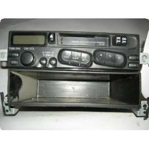  Radio  FORESTER 98 00 receiver (AM FM cassette 