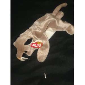 beanie baby   (Canyon)   with tag attached
