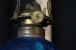 L446 RARE 1850 BOSTON SANDWICH ACANTHUS LEAF OIL LAMP BLUE & WHITE 