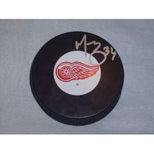  Manny Legace Autographed Detroit Red Wings Puck 