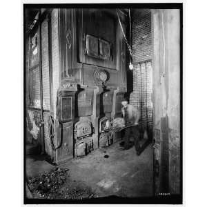    Glazier Stove Company,boiler room,Chelsea,Mich.