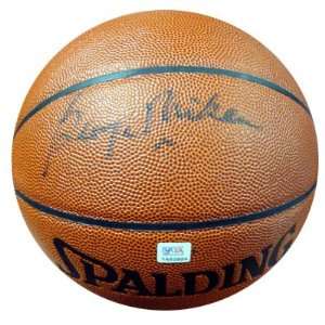  George Mikan Autographed Basketball PSA/DNA #1A82824 