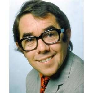 Ronnie Corbett by Unknown 16x20